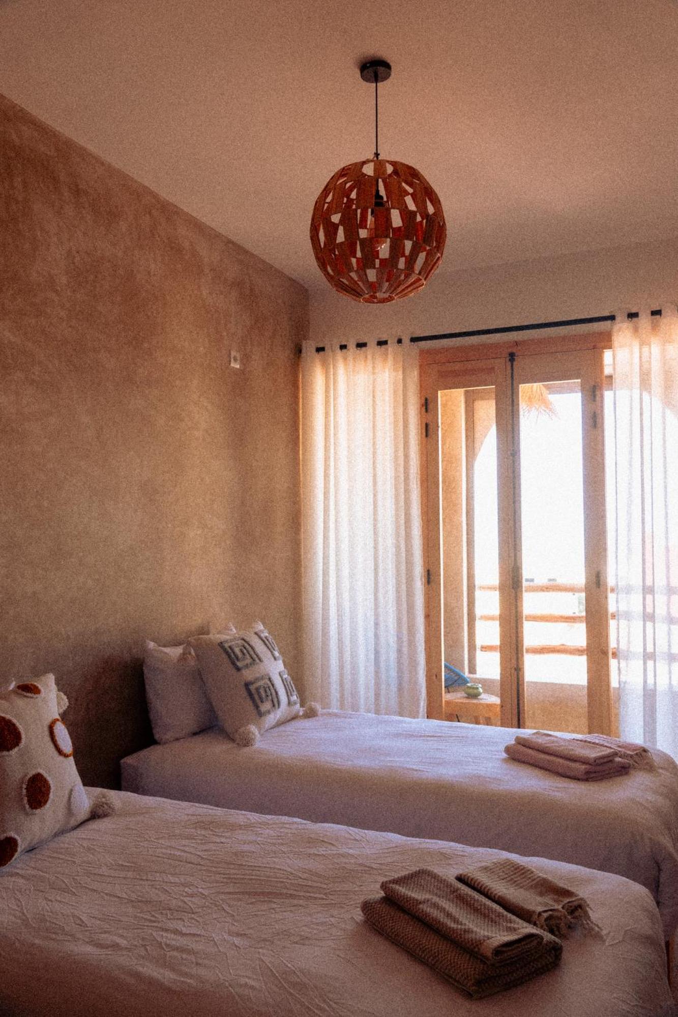Hotel Melo Surf And Yoga à Tamraght Extérieur photo